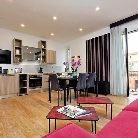 Houses&housesvedoroma Apartment Rome