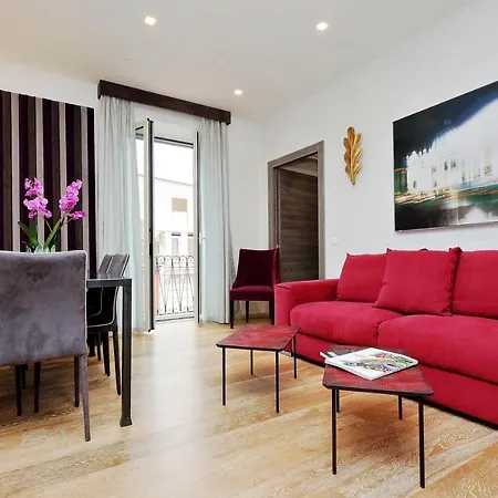 Houses&housesvedoroma רומא