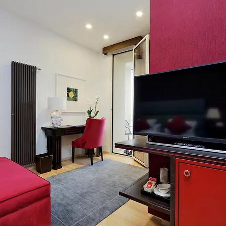 Houses&housesvedoroma *